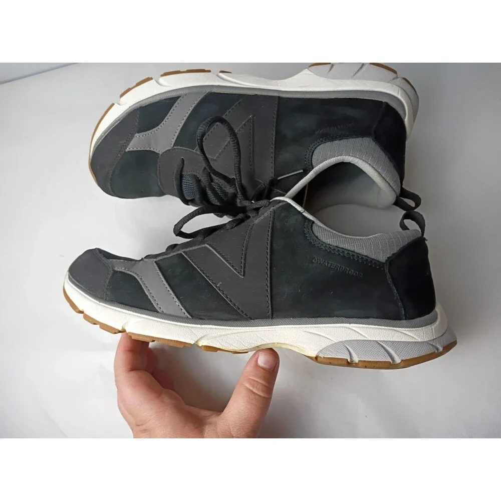 Vionic Lace-Up Athletic Sneakers Zanny Black Woman 9.5 Active Walking Sneakers